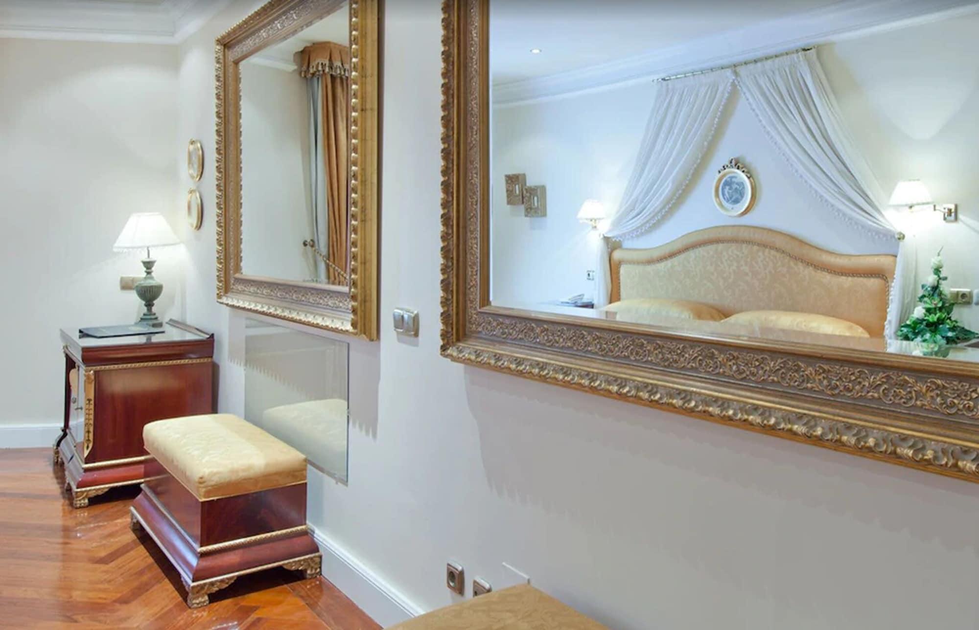Hotel Alameda Palace 5*