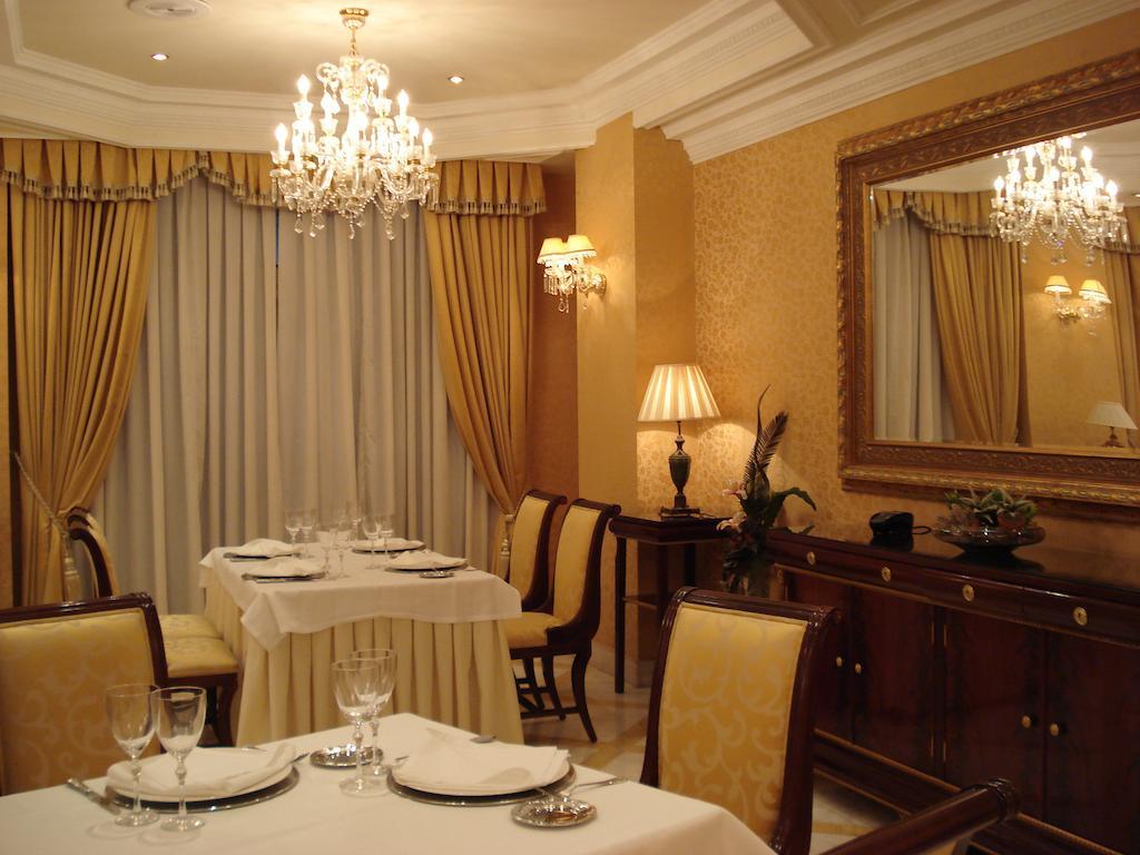 Hotel Alameda Palace 5*