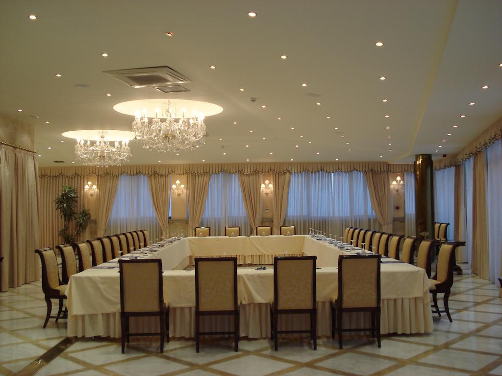 Hotel Alameda Palace 5*